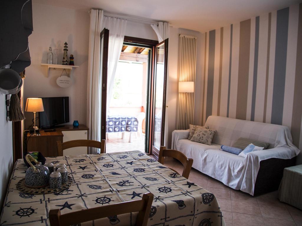 Bellasirmione Holiday Apartments Room photo