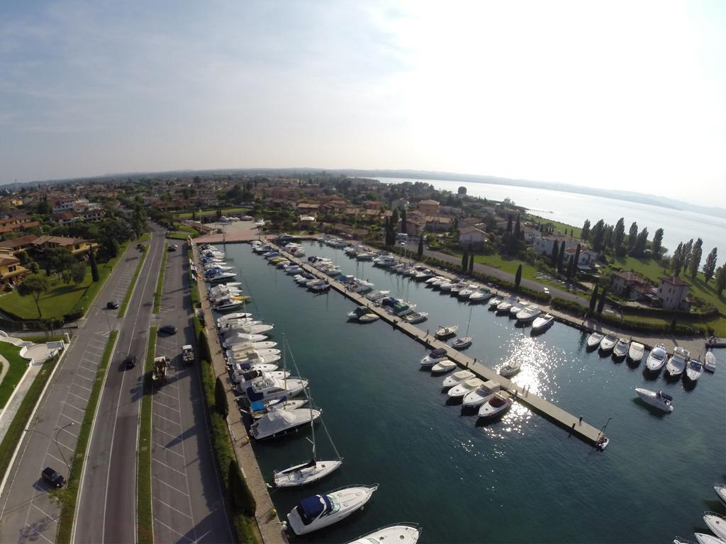 Bellasirmione Holiday Apartments Exterior photo