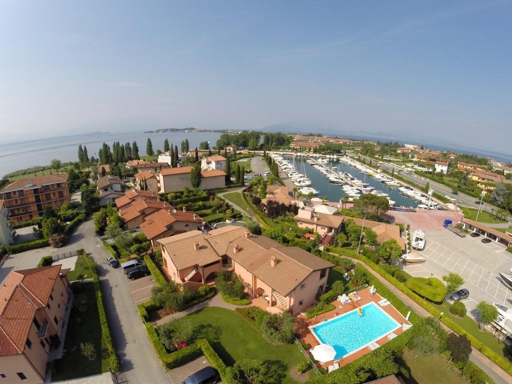 Bellasirmione Holiday Apartments Exterior photo